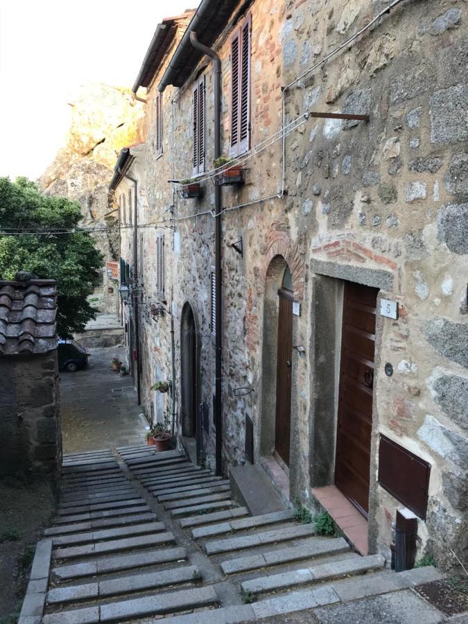 Authentic Tuscan - Entire House - Exclusive Use Villa Sassofortino Esterno foto