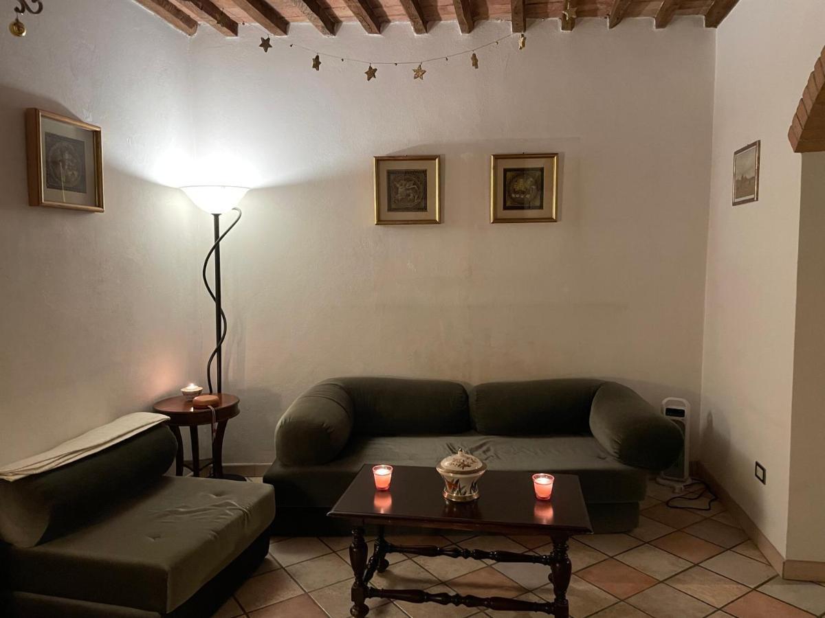 Authentic Tuscan - Entire House - Exclusive Use Villa Sassofortino Esterno foto